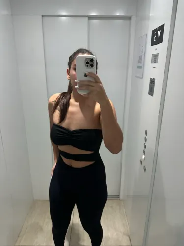 CROPPED PRETO