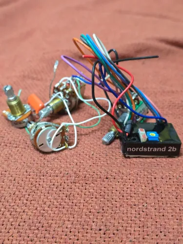 Preamp Nordstrand 2B (baixo)