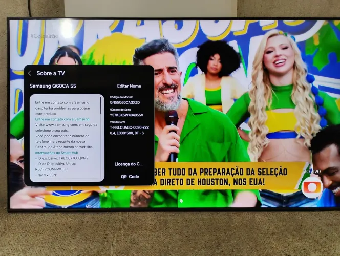 Vendo tv Samsung Q led 55 polegadas toda boa vários aplicativos vêm no ZAP *