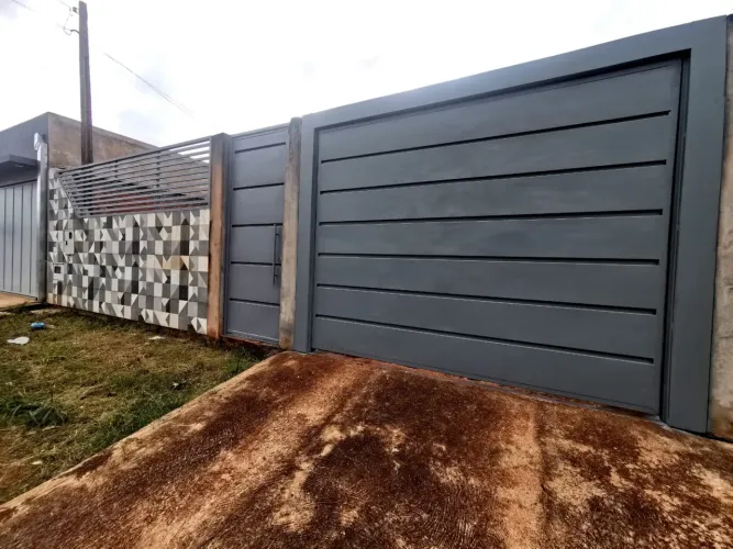 Alugo casa residencial