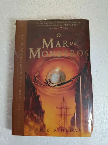 Livro O Mar de Monstros - Rick Riordan - Percy Jackson - Volume 2