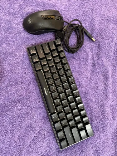 Kit mouse e teclado mecânico