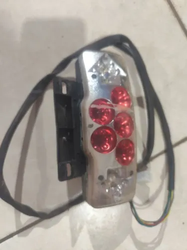 Lanterna traseira para bicicleta elétrica