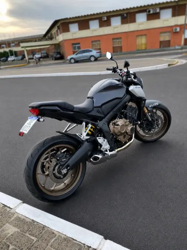 Cb650r 2022