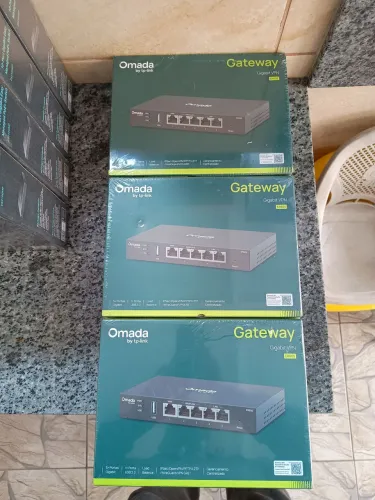 Vendo Roteador Omada Multi-wan VPN Gigabit ER605 TP-Link, novo. Valor unitário.