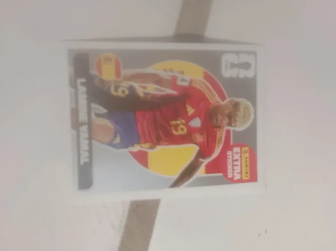 Figurinha legend do lamine yamal de prata