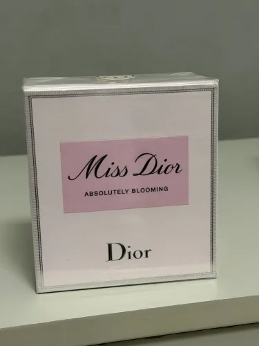 Miss dior absolutely blooming lacrado 
