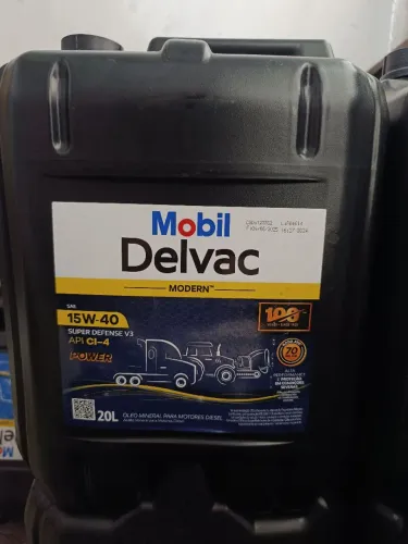Óleo para motores a diesel Mobil Delvac 15W-40