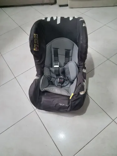 Cadeira veicular bebê
