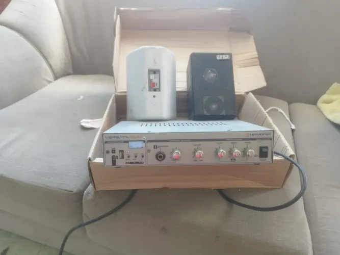 Amplificador Hayonik com Caixas - Ótimo Estado