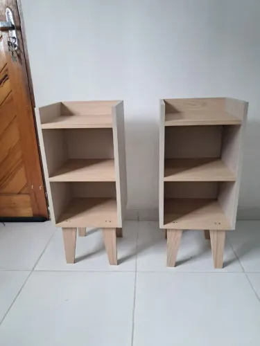 Mesa de cabeceira