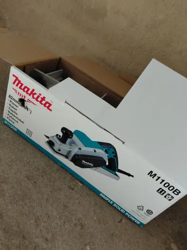 Plaina makita