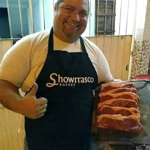 Churrasqueiro profissional 
