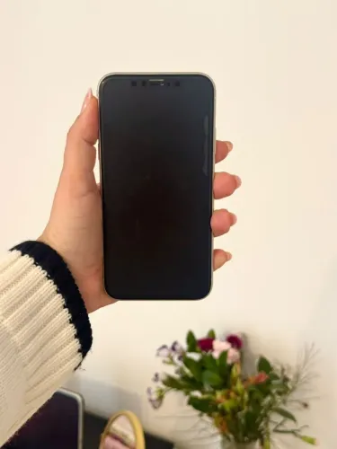 iPhone 11 64 GB Branco - Única Dona - Muito Conservado