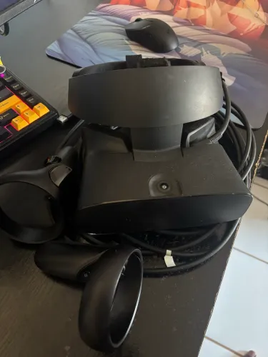 RIFT S