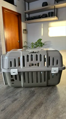 Caixa de Transporte Petz para Cães e Gatos - Tam. 1 - R$40