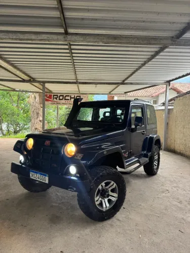 Troller T-4 4X4 3.0 TB Int. Cap. Rígida Diesel 2011
