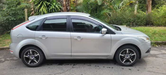 Ford Focus 1.6 S/se/se Plus Flex 8v/16v 5P 2012