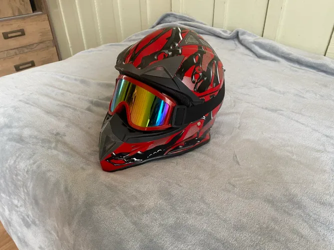 Capacete M2 helmet estilo cross + óculos