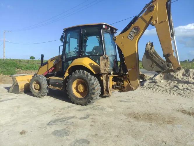 Retroescavadeira Caterpillar 416