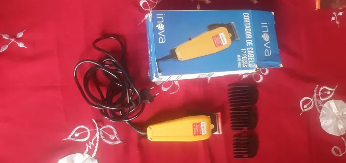 Vendo máquina de cortar cabelo