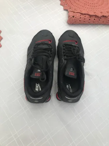 Tênis Nike 4 molas
