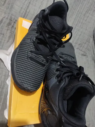 Tênis Nike masculino LeBron witness