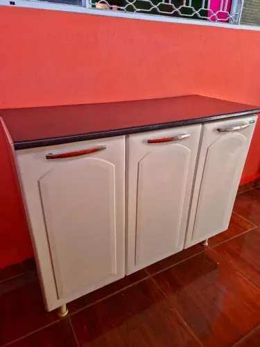 Balcao aço itatiaia bem conservado com duas gavetas internas