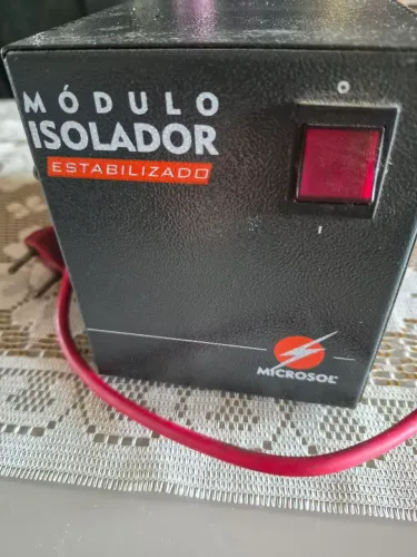 Modulo isolador estabilizador Microsol bivolt.