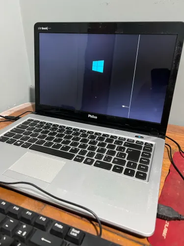 Notebook Philco 4gb de ram e 500 de hd 