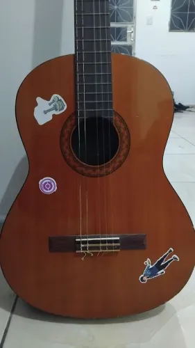 Violão antigo