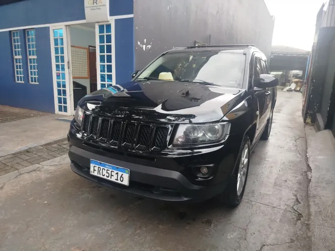 Jeep Compass Sport 2.0 16V 156cv 5P 2014