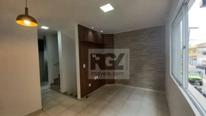 Villaggio à Venda no Estuário Santos/SP Valor: R$ 550.000,00