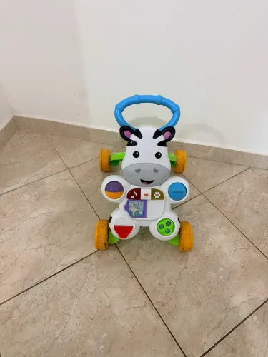 Andador empurrador de bebê zebrinha