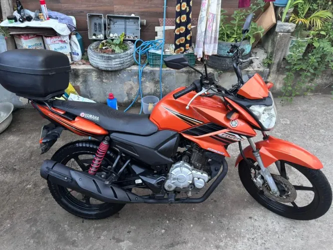 Moto Yamaha Fazer 150 - 2014<br>