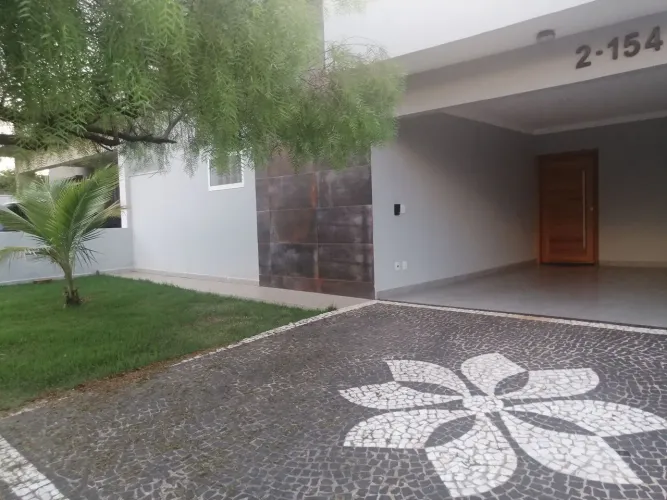Casa térrea condomínio Raniere Green