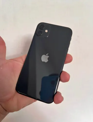 iPhone 11 / 64 gb
