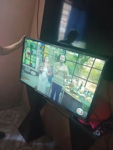 Tv LG 43 com defeito