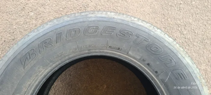 Pneu meia vida 265/65/17 bridgestone