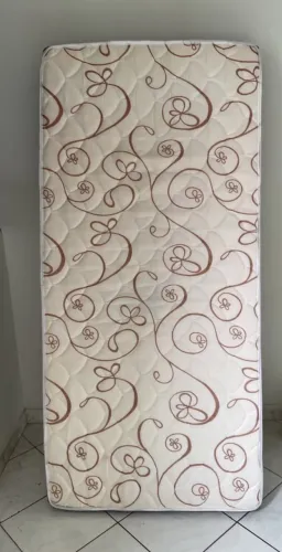 COLCHÃO SOLTEIRO