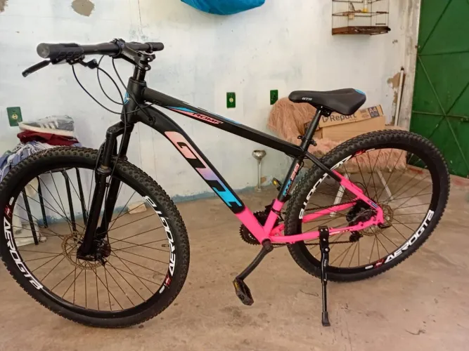 Bicicleta aro 29 da marca GTI Roma