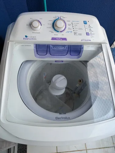 MÁQUINA DE LAVAR ELETROLUX 10,5KG