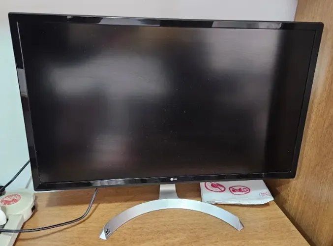 Monitor 4K LG 27UD59-B
