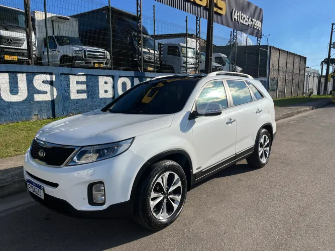 Kia Motors Sorento 3.5 V6 24V 278cv 4X4 Aut. 2014