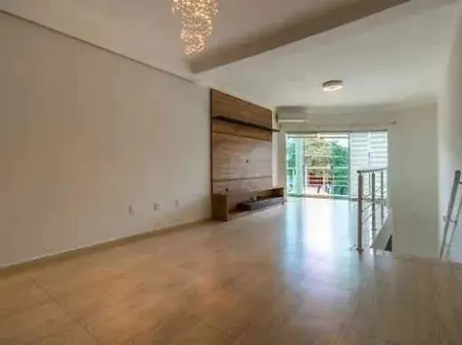 Casa em Sorocaba, com 3 quartos, à venda em condomínio de alto padrão Villa dos Inglezes |
