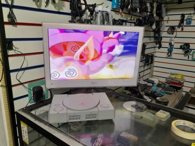 Playstation 1 excelente estado aceito cartão de crédito cel 19- * whats