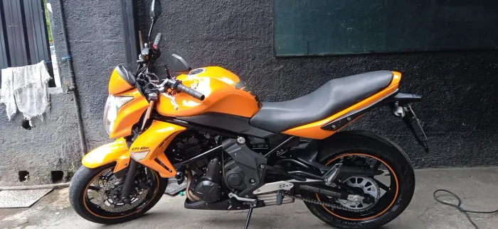 Moto 650 Kawasaki 