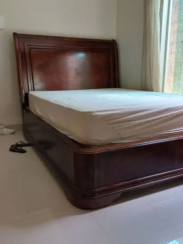 Cama madeira Queen