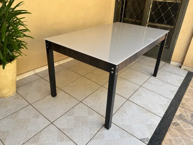Mesa de vidro 6 lugares NOVA 