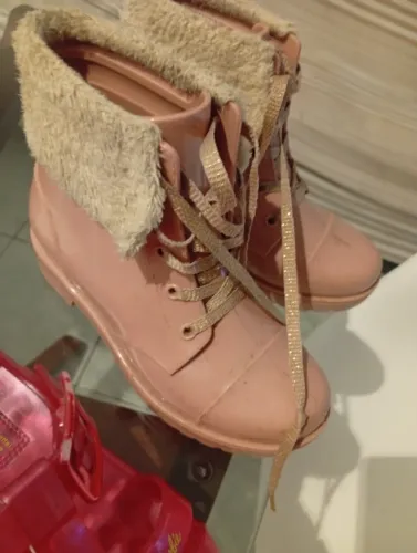 Sapatos infantis 